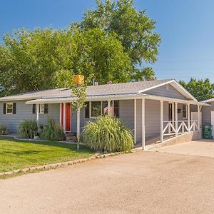 Holiday Three-Bedroom Home